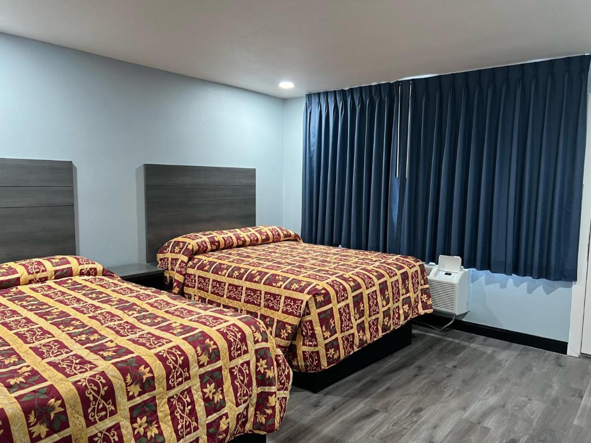 Travel Inn Gilroy Bagian luar foto